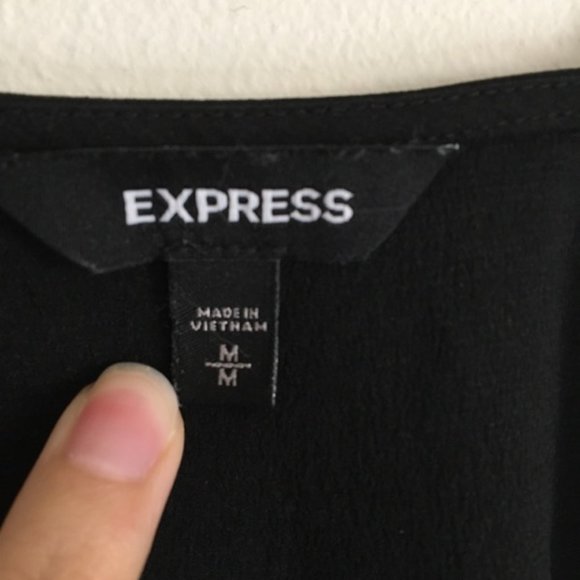 EXPRESS Black Front Knot Halter Top - Size Medium - Picture 6 of 8
